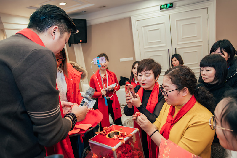 湖北恩威藥業-年會抽獎活動 湖北恩威藥業-年會抽獎活動